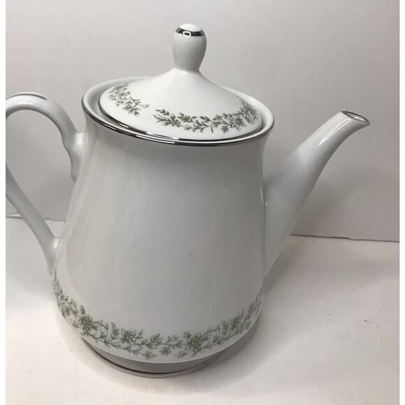 Mikasa White and Green Teapot - Picture 2 of 7